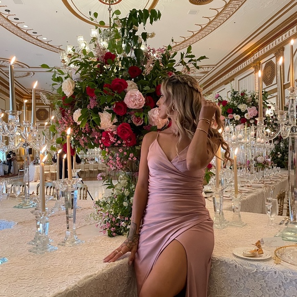 Meet your Posher, Danielle - Picture 1 of 1